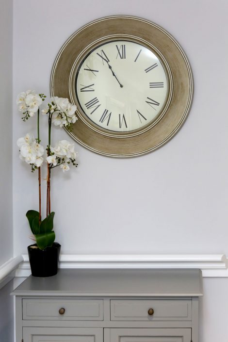 gold colour frame clock
